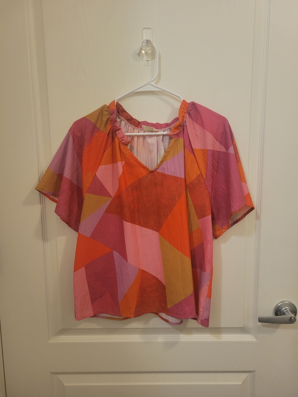 Peach Love California Geometric Print Blouse in Pink & Orange